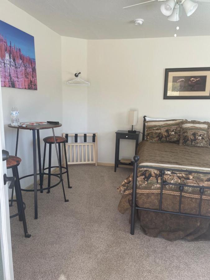 Bryce Canyon Country Inn تروبيك المظهر الخارجي الصورة