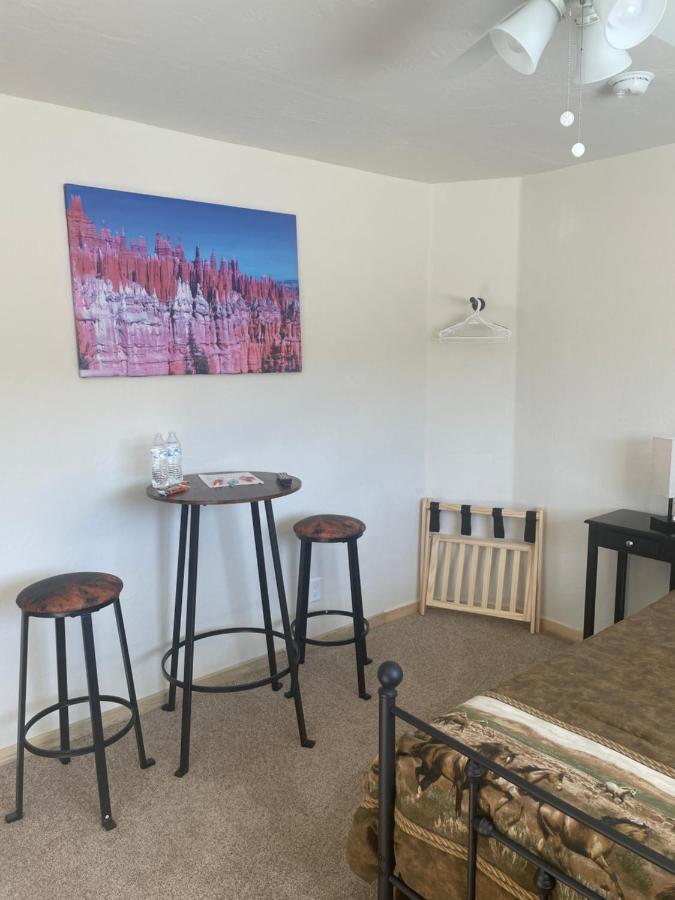 Bryce Canyon Country Inn تروبيك المظهر الخارجي الصورة